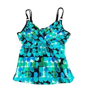 Tara Grinna size 38-42E women’s split back tankini swim top